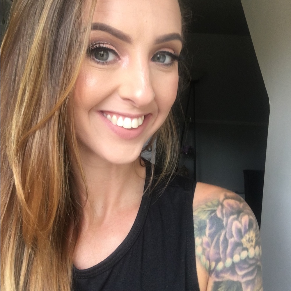 Meet Your Posher, Yvonne